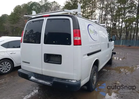 2019 Chevrolet Express 2500 Work Van from USA, damaged, VIN 1GCWGAFG7K1178260